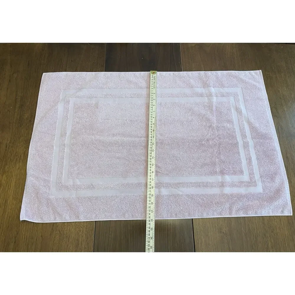 Vintage Retro:80sRoyal Velvet Vintage Pink Bath Mat Rug 34x22 USA